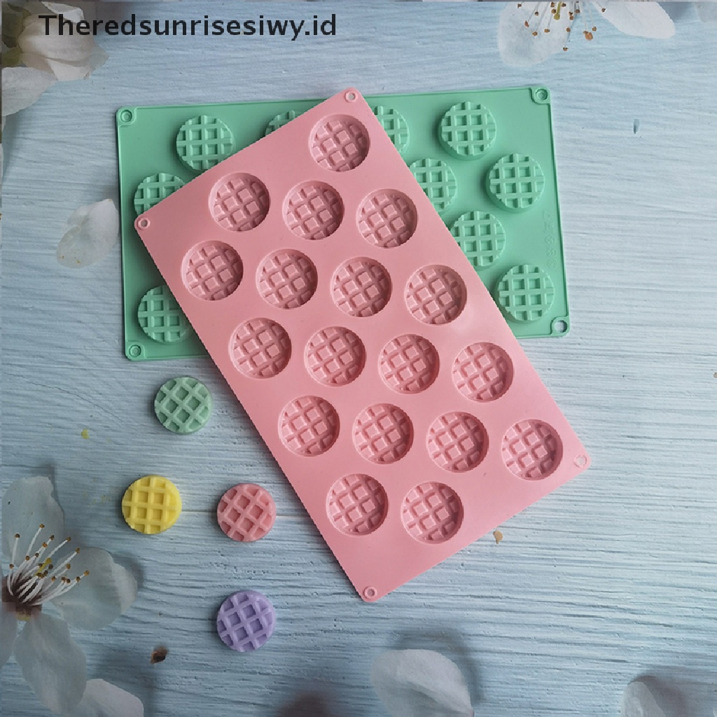 # Alat Rumah Tangga # Cetakan Waffle / Cokelat / Kue 18 Lubang Bentuk Kotak Bahan Silikon