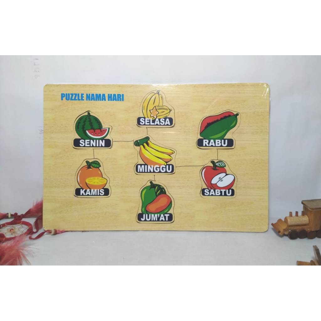 PUZZLE KAYU GAMBAR NAMA HARI BAHAN KAYU. MAINAN EDUKASI PASEL KAYU. RIENS COLLECTIONS