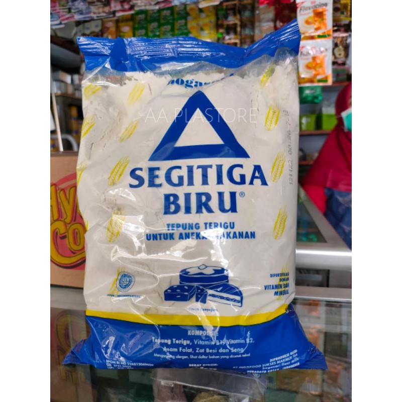 

Terigu Segitiga Biru Kemasan 1000g/1kg