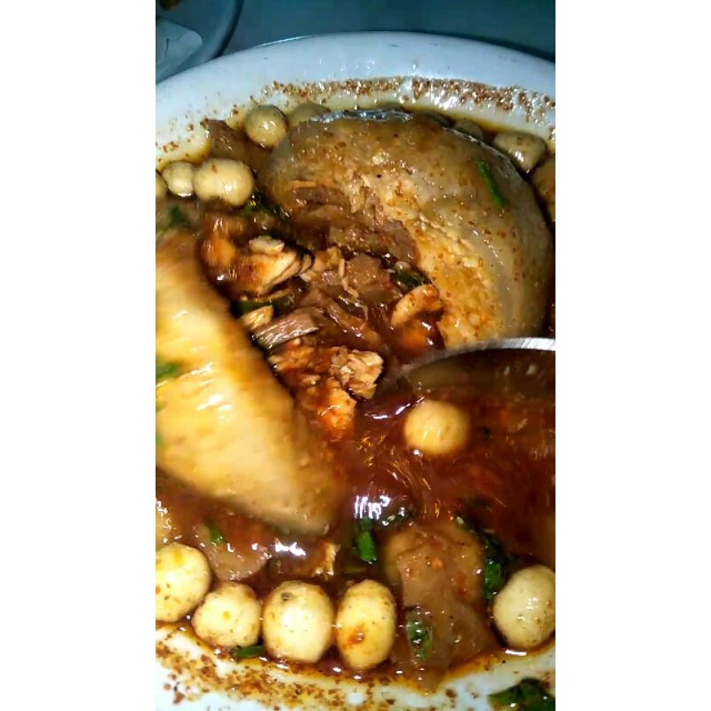 

baso aci jumbo ayam+baso mercon