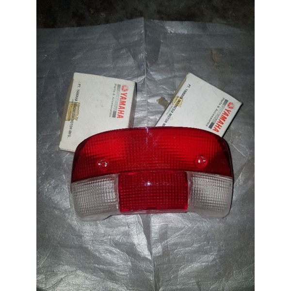 mika belakang set fiz r 2003 2004