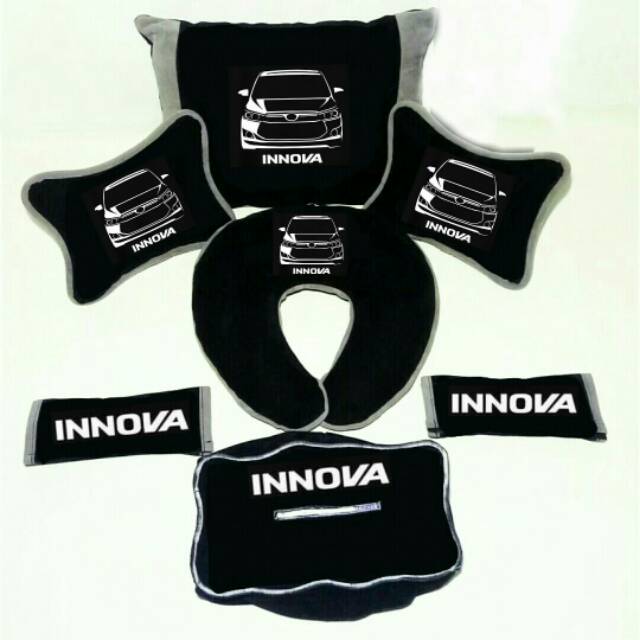 Toyota Innova Bantal Aksesoris mobil