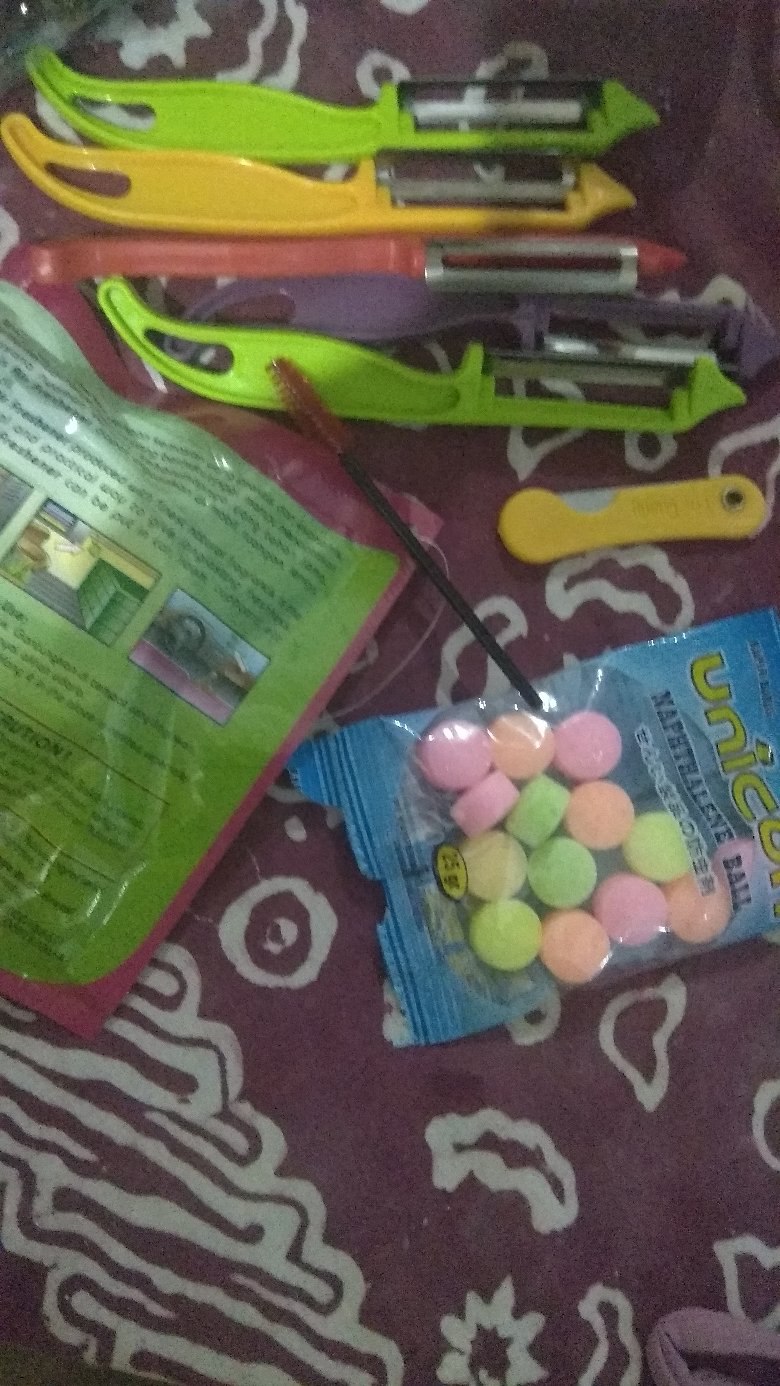 Kapur Barus Unicon Warna Warni Kemasan Ekonomis 25 Gram Kamper Warna