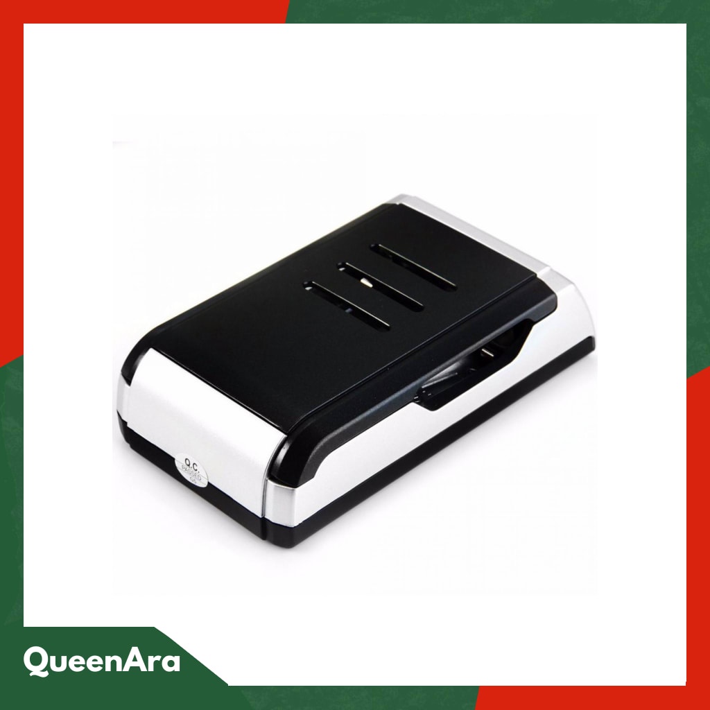 Taffware Charger Baterai Smart Intelligent LCD 4 Slot - C905W
