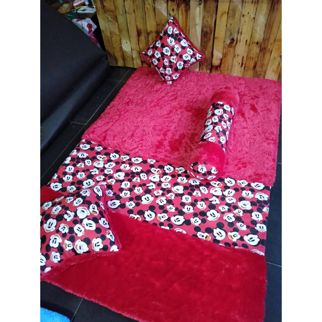 Karpet karakter mini uk 120 cm x 180 cm Tebal 3 cm Karpet lucu