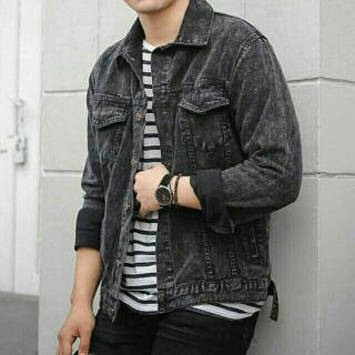 PROMO Jaket jeans warna Sandwash Black Shopee Indonesia PROMO Jaket jeans warna Sandwash Black Shopee Indonesia