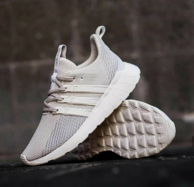 adidas j questar flow