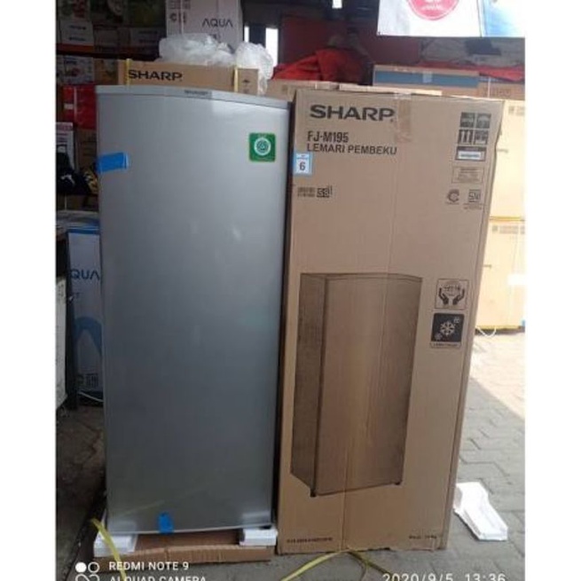 Freezer Sharp 8 Rak FJ-M195N-SS / 195NSS (Freezer Pembeku Es Batu)