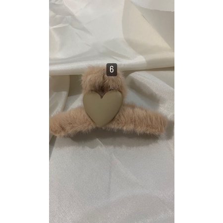 JEPITAN RAMBUT Bulu KOREA / JEPIT KOREA CLASSIC / Pin rambut Premium Korean hair Claw /Jedai Rambut / Hair Clip Wanita