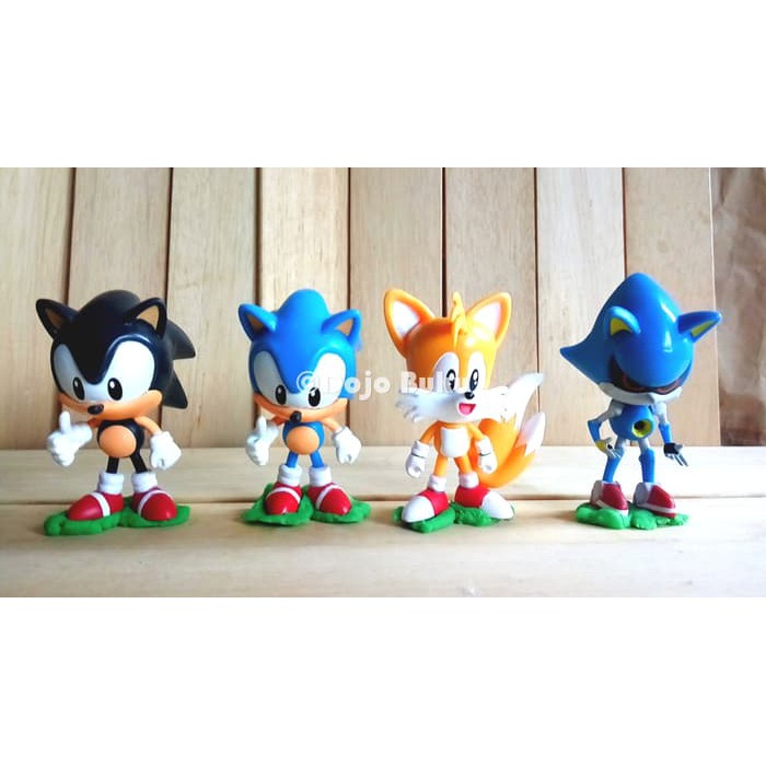 Set Figure Sonic The Hedgehog Tails Shadow Metal Sonic ( 4 Karakter )
