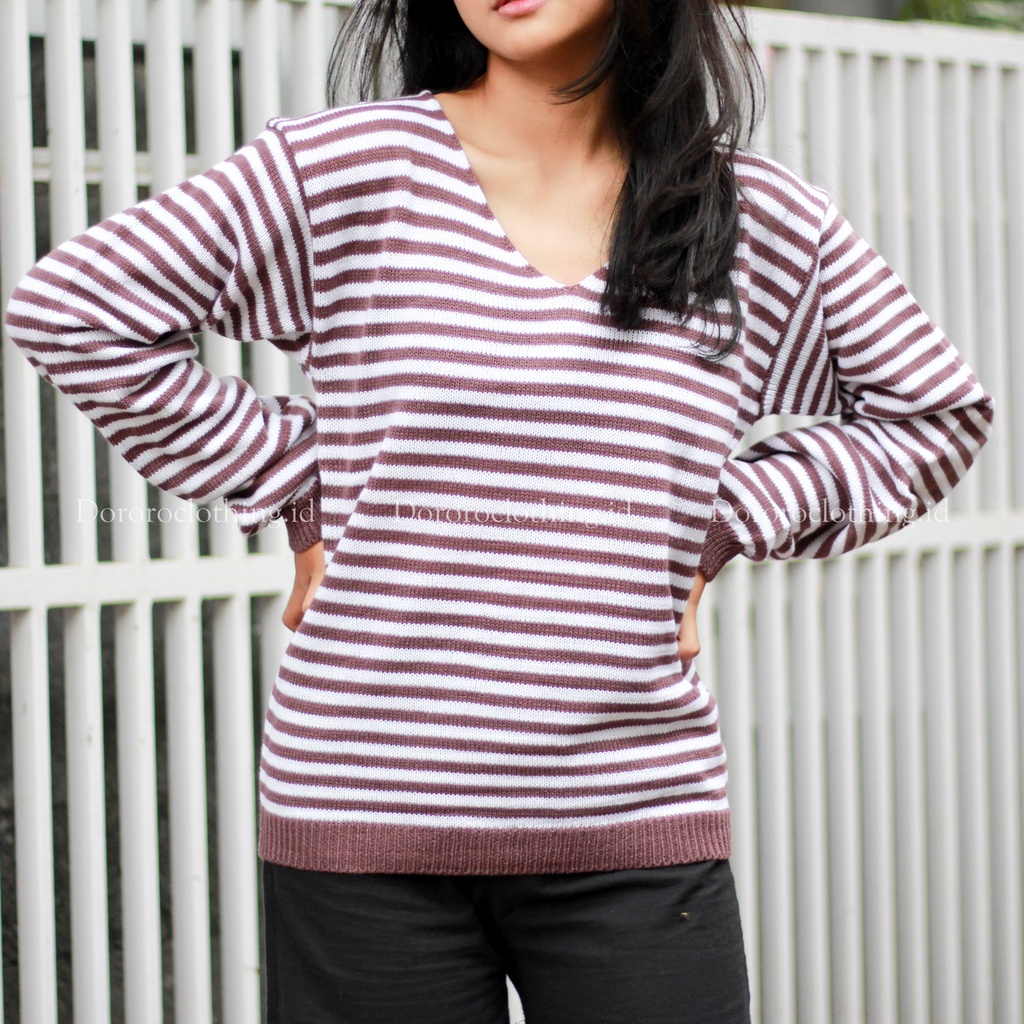 Baju Rajut Blouse Sweater Knit Motif Garis