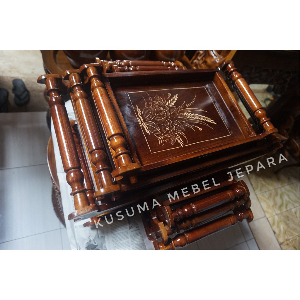 Set Nampan Ukir Motif Daun Cukit Kayu Jati (3 Buah Nampan)