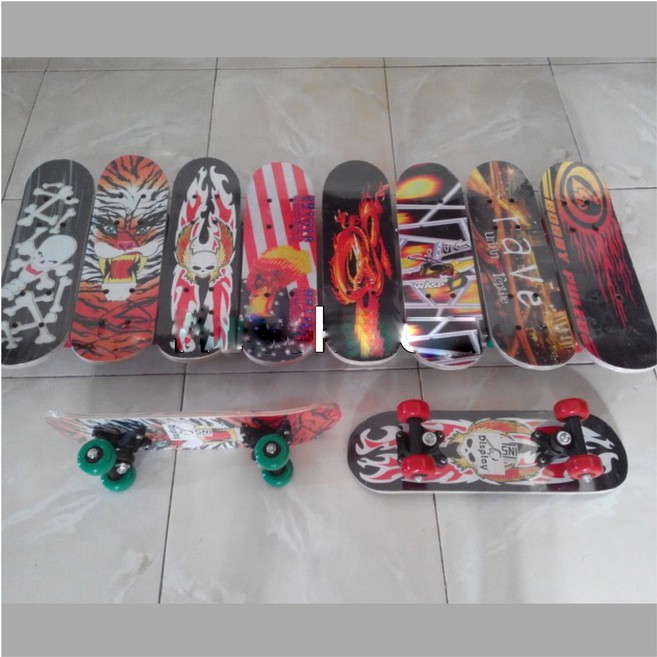 Skateboard Ukuran Small Kecil untuk Anak - Anak