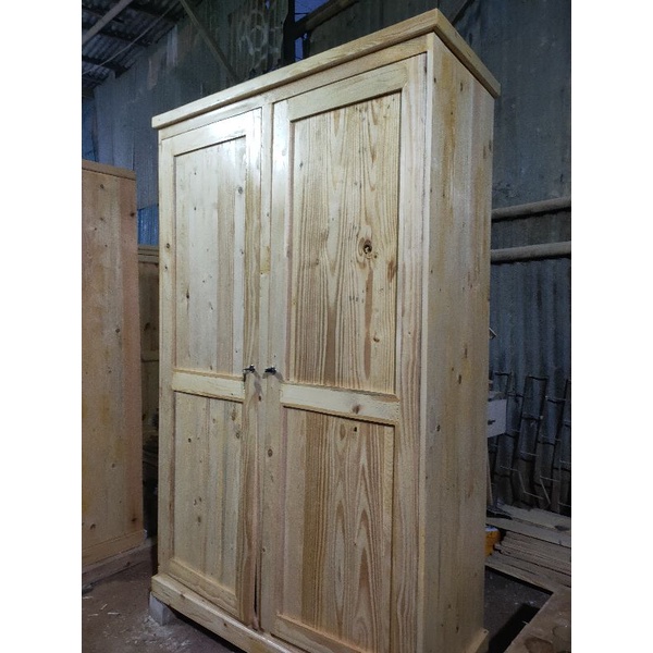 lemari pakaian minimalis  kayu jati Belanda