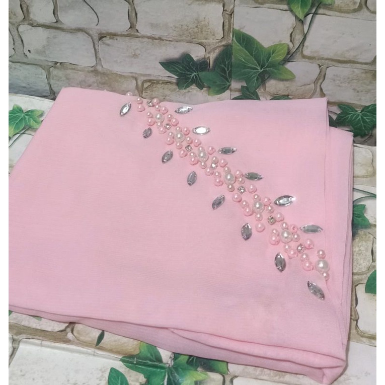 SEGIEMPAT PAYET BANDO BELLA/HIJAB BANDO MUTIARA/KERUDUNG PAYET BELLA SQUERE-Baby pink
