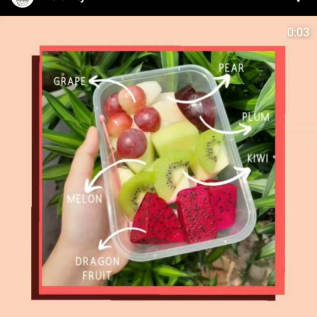 

Buah potong segar dan sehat tanpa pemanis buatan