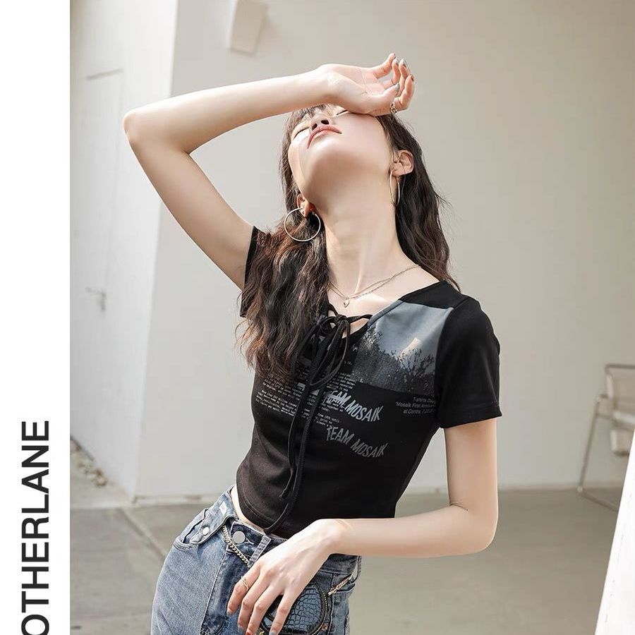 Loveheynew Amerika Retro Cetak Renda Halter Leher T-shirt Wanita Niche Gadis Panas Pendek Slim Lenga