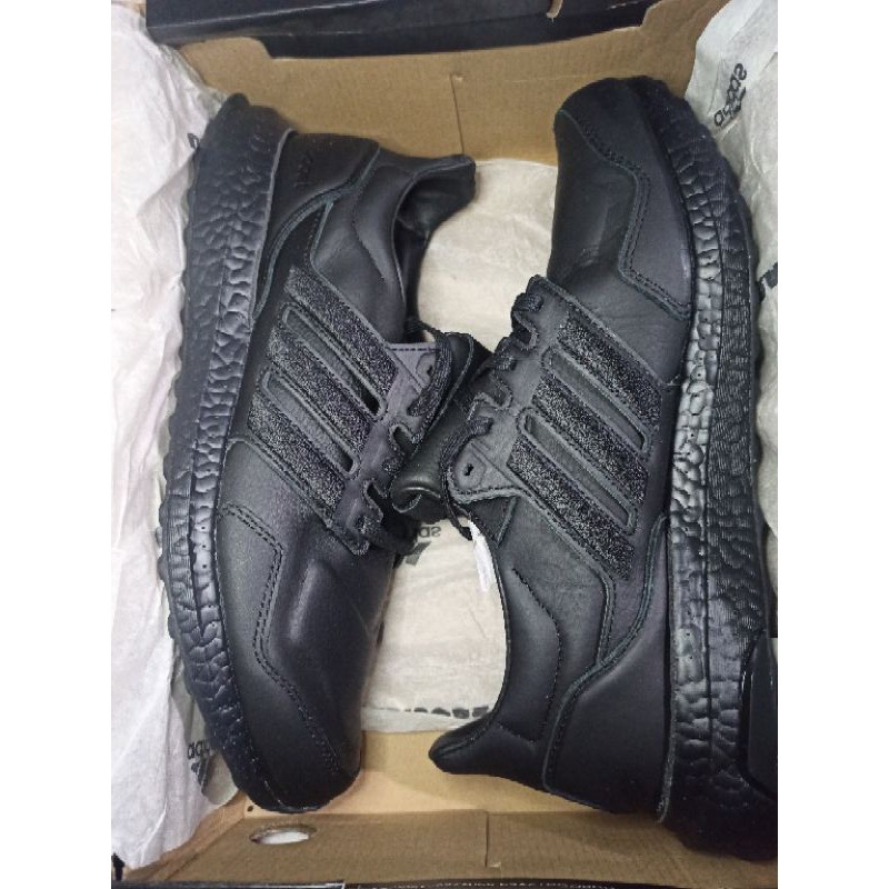ADIDAS ULTRABOOST LEATHER BLACK