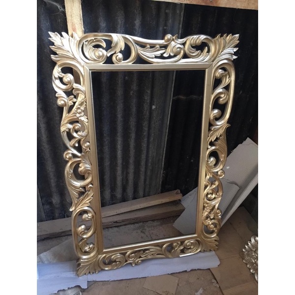 cermin hias dinding ukir jepara