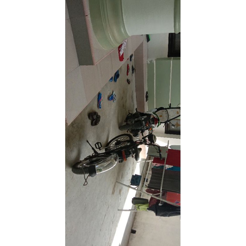 Sepeda listrik selis BMX