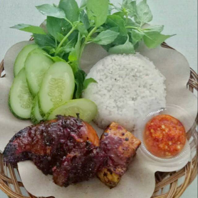 

ayam bakar frozen isi 2