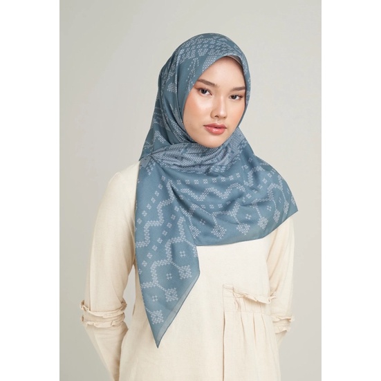 DONGSON SCARF DEEP OCEAN RIA MIRANDA