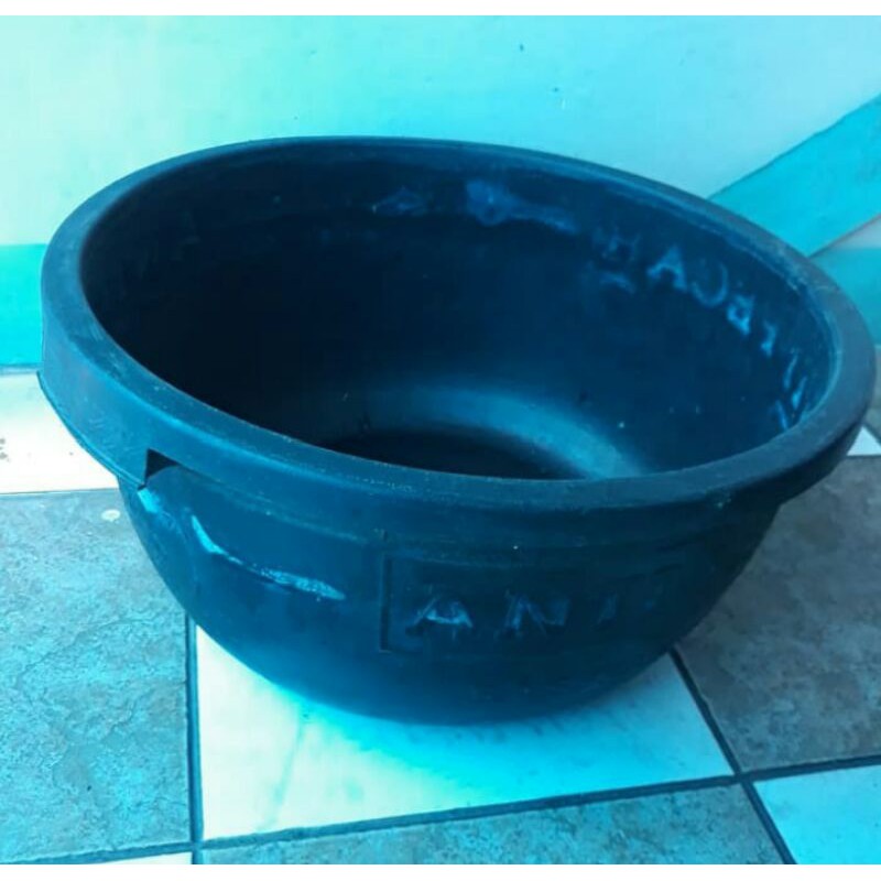 Baskom hitam bulat kecil bahan karet untuk kolam ikan cupang guppy kura-kura tanaman air