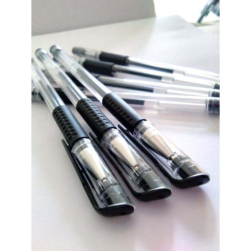 

Bolpen Gel 0.5 mm Hitam - Pulpen - Pena