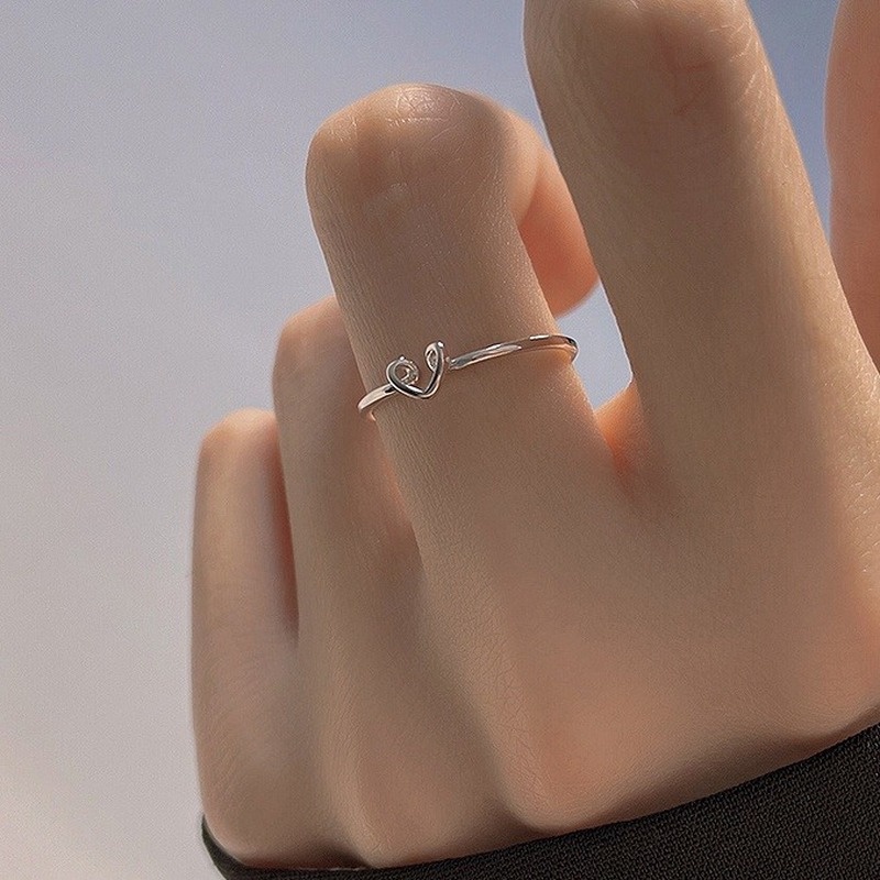 925 cincin hati berongga Korea berlapis perak Ins cincin yang dapat disesuaikan desain berbentuk hati sederhana
