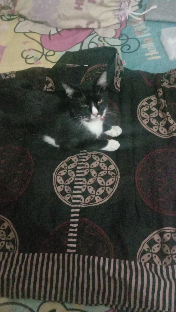 Batik Couple - Batik Wanita - Batik Pria  Model Kekinian Trendy By Batik Dua Putri Collection