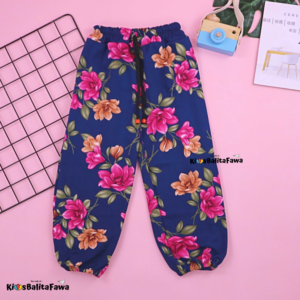 Jogger Bunga uk 8-10 Tahun / Scuba Premium Celana Panjang Anak Perempuan Import Joger Pants Cewek