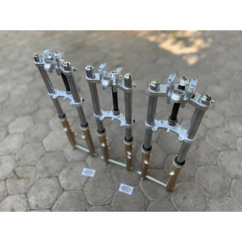 SKOK SHOCK DEPAN NINJA R RR PNP HONDA CB GL MEGAPRO TIGER SKOK SHOCKBRAKER DEPAN NINJA IMPORT HEREX