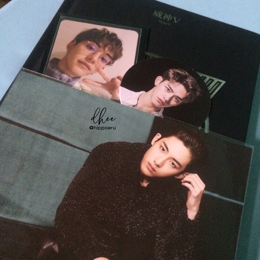 Take Over The Moon Sequel (Lucas Photocard & CC, Winwin Postcard)