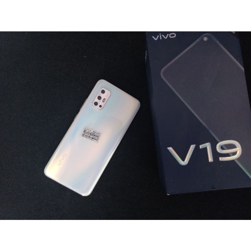 Vivo V19 8/128GB