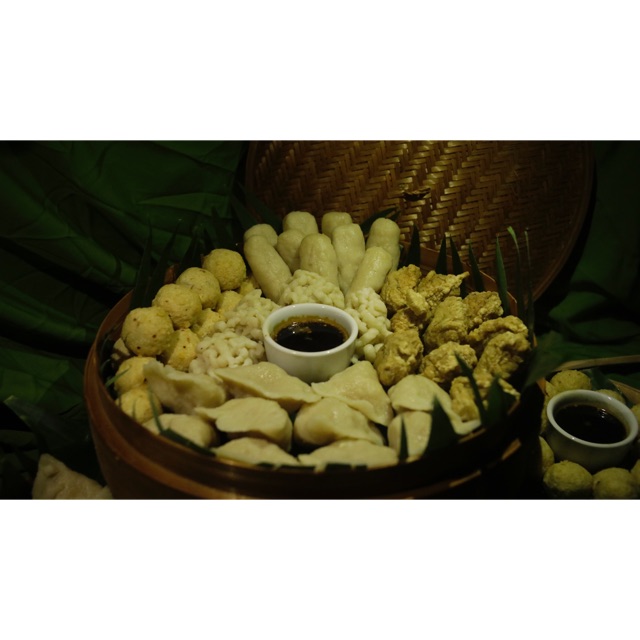 

PEMPEK NIAN9 PALEMBAANG