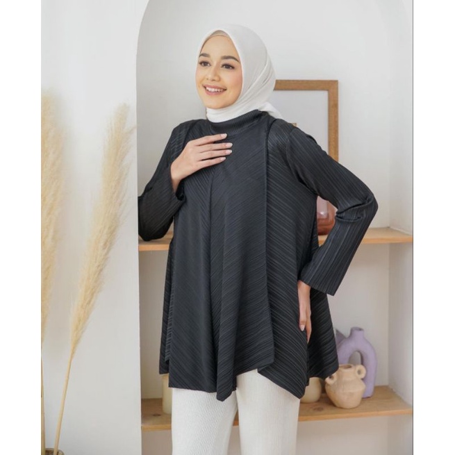 Katia Blouse by Fixpose