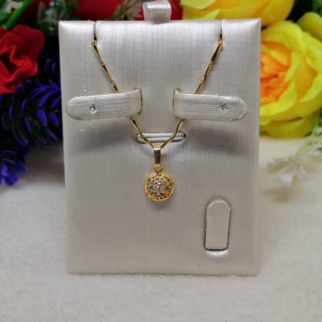 perhiasan kalung set liontin bulat Titanium gold 18k