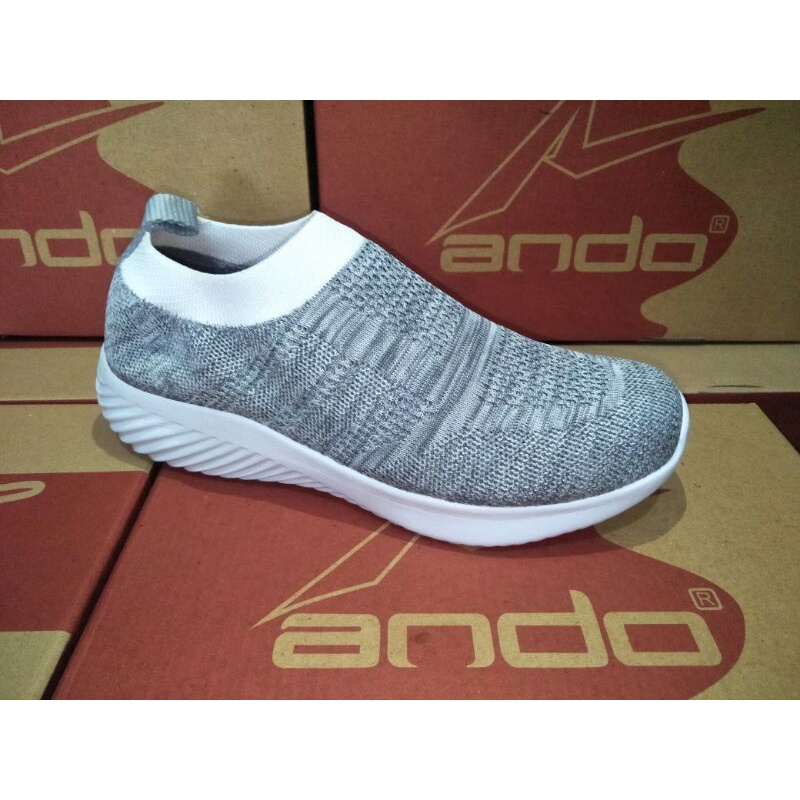 Sepatu slip on rajut Ando