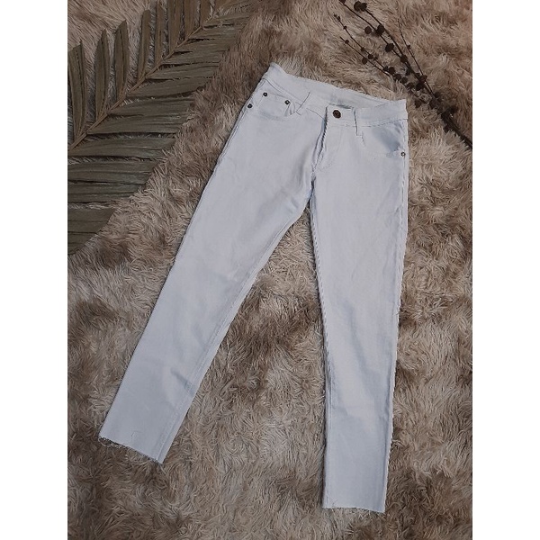 Celana Putih wanita/Celana Polos putih Wanita/Celana Putih/Celana Murah/Celana Preloved