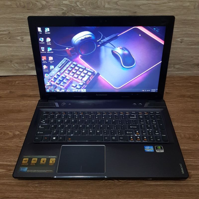 Laptop Lenovo Gaming Y580 Core i5 3210QM Dual NVIDIA GTX 660M 2GB DDR5