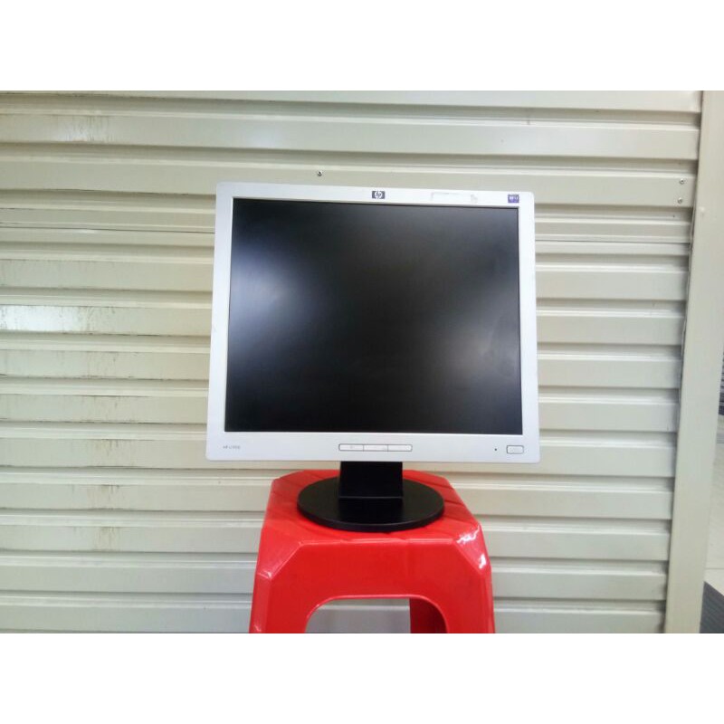 MONITOR 19 INCH SQUARE SEGALA MERK BERGARANSi