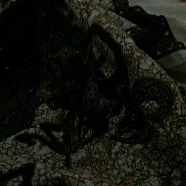 Sprei / Seprei Batik Pekalongan Motif wayang Remek Uk. 180x200