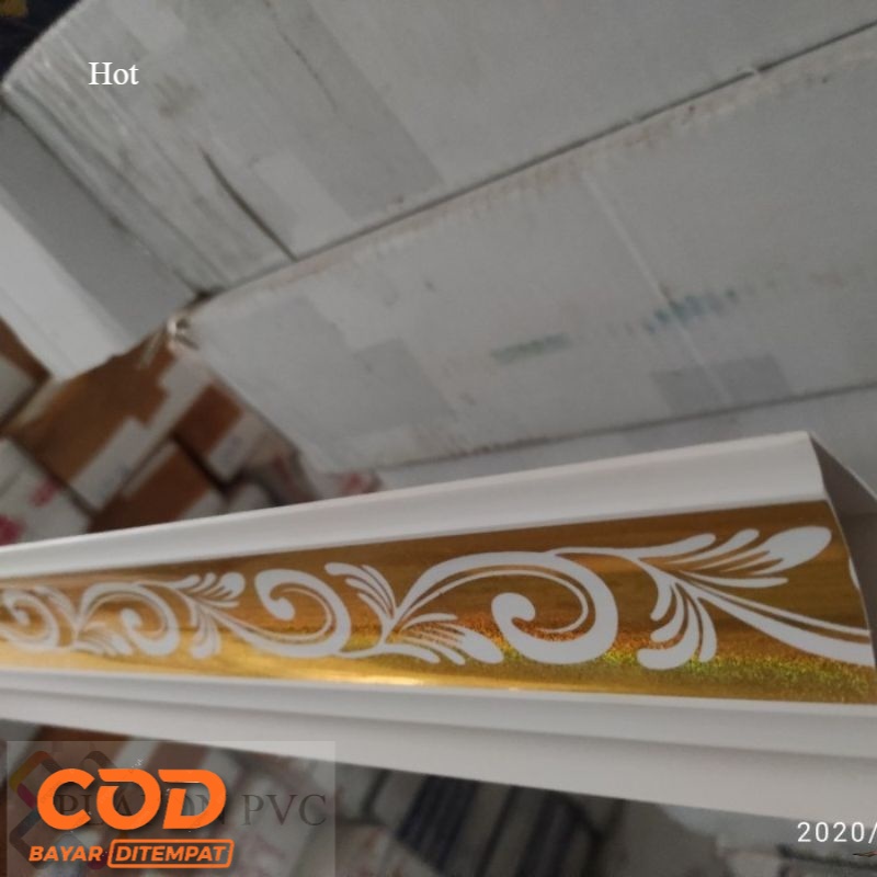Lis Dinding Pvc