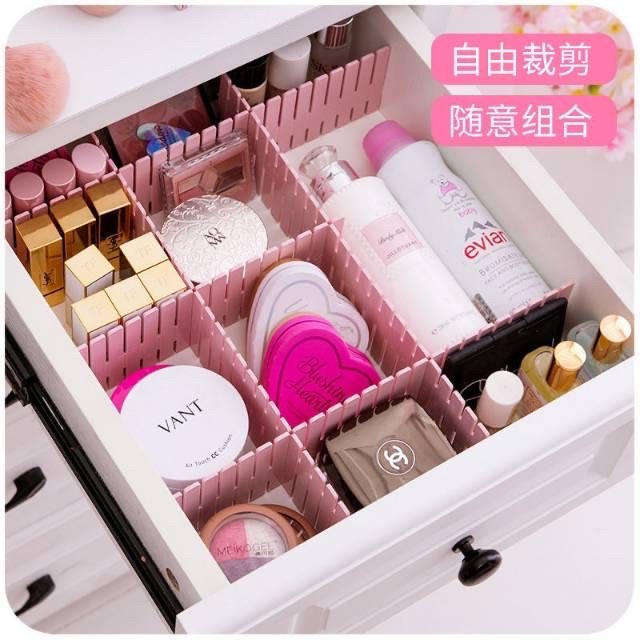 Queen_Fashions Partisi Sekat Laci Pembatas Drawer Desktop Organizer isi 4 Pcs Alat Tulis Kosmetik 1052