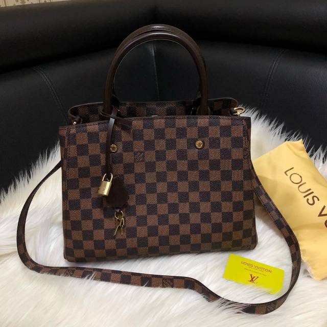 LV Montaigne Uk 32 Damier Premium B