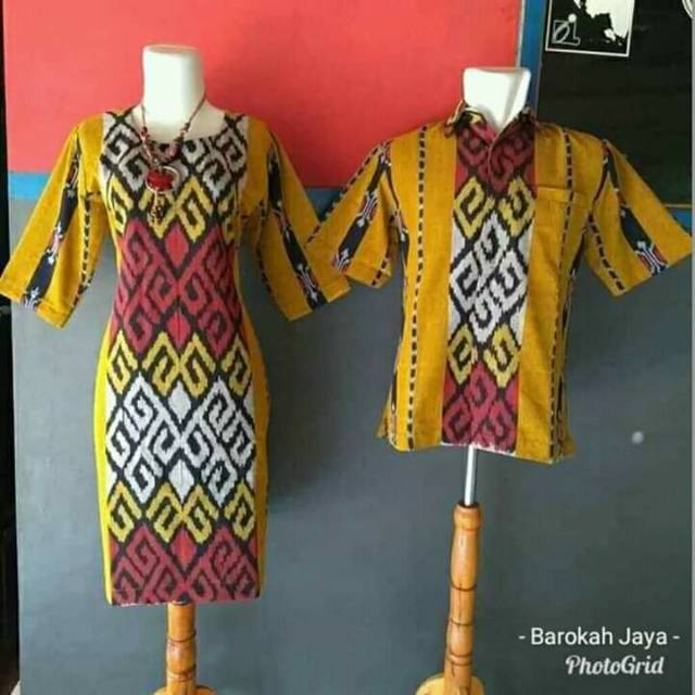 Couple tenun jepara motif toraja