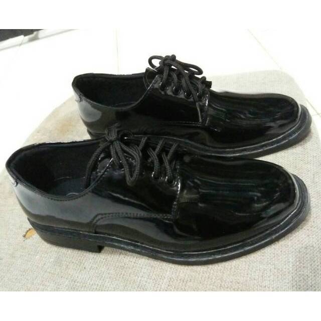 SKD    SEPATU PDH TNI POLISI PNS SECURITY PENDEK SUPER KILAP
