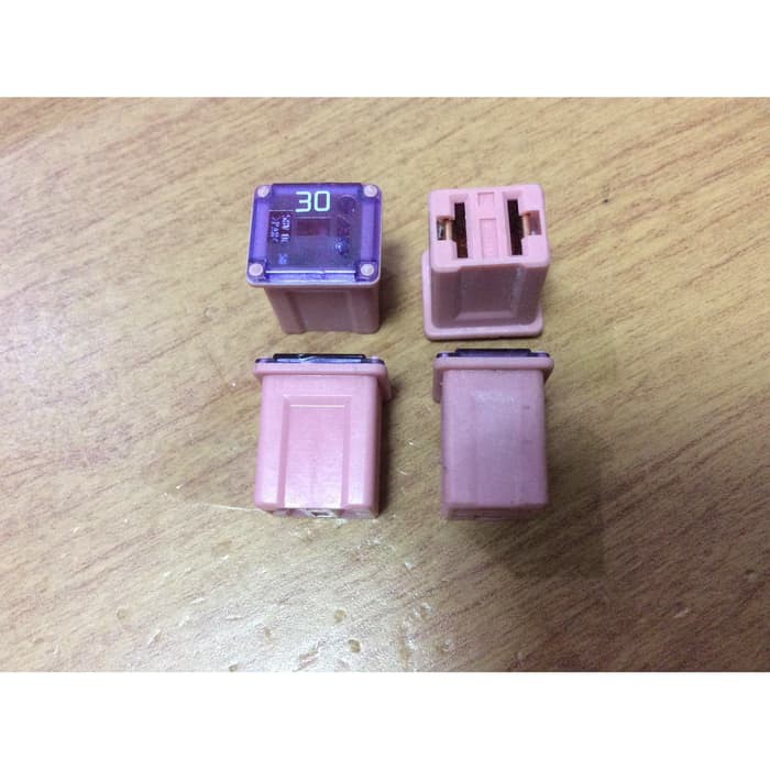 Fuse Sekring Pusat Kotak Kecil 30A Original