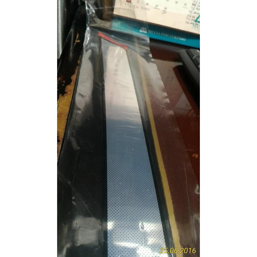 Sticker stiker kap mesin chrome NISSAN SERENA C24