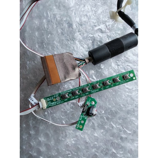 IR SENSOR TOMBOL MANUAL SOCKET FLEXI FLEXIBLE LVDS TV LED PHILIPS 32PHT4002S/70 32PHT4002S 32PHT4002